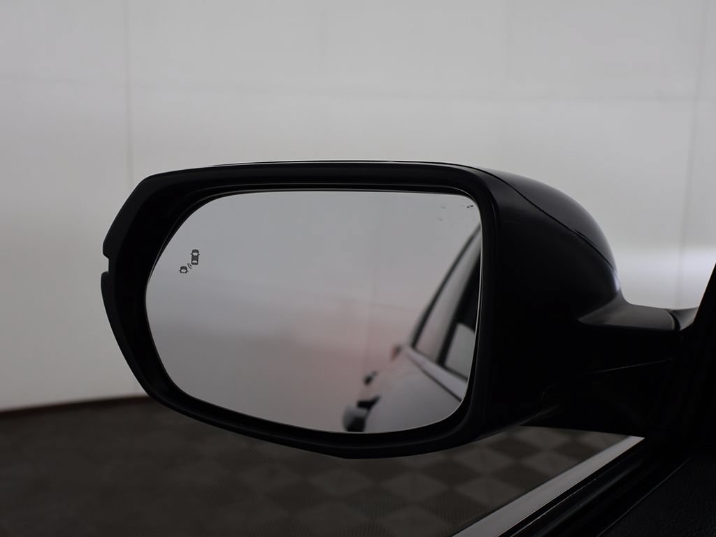 Used 2022 Honda CR-V Touring image 40