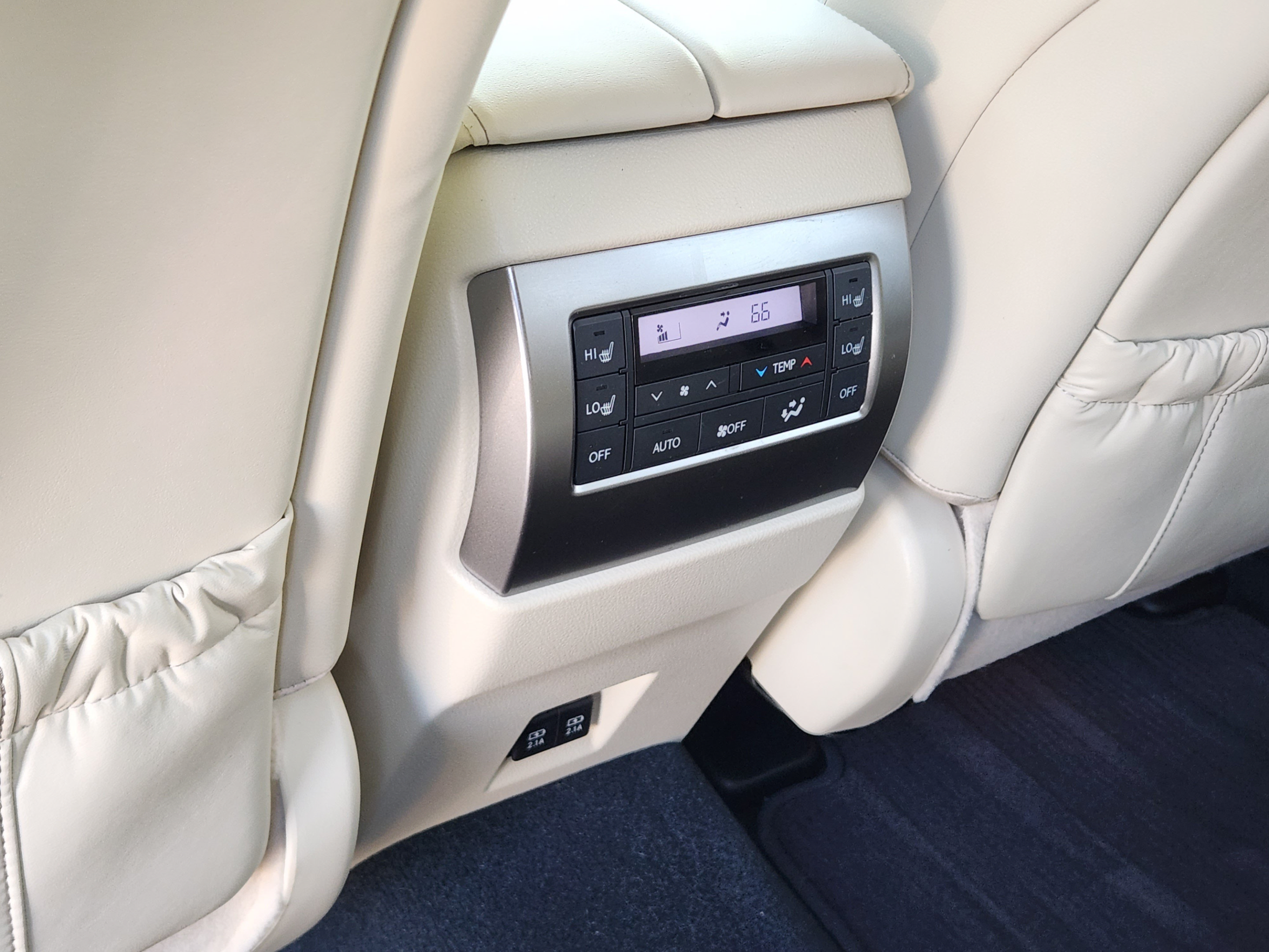 Used 2023 Lexus GX 460 Premium w/ Premium Package AWD/4WD image 30