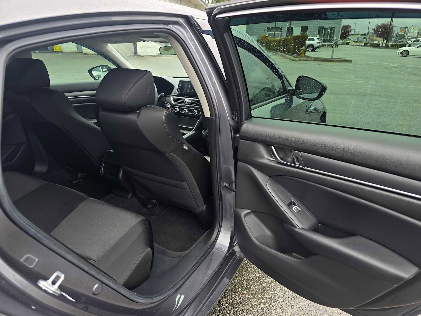 Used 2022 Honda Accord Hybrid image 13