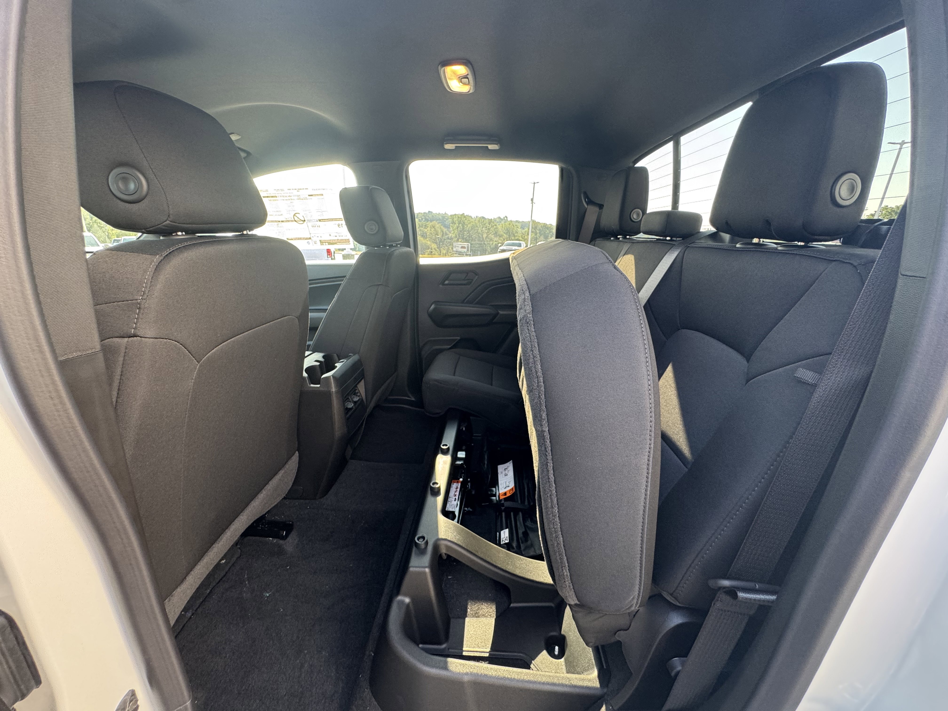 New 2026 Chevrolet Colorado W/T image 5