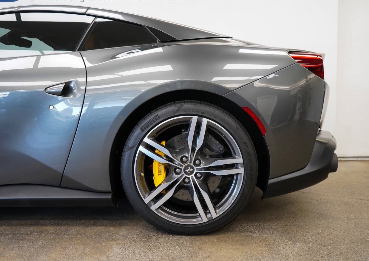 Used 2019 Ferrari Portofino RWD image 18