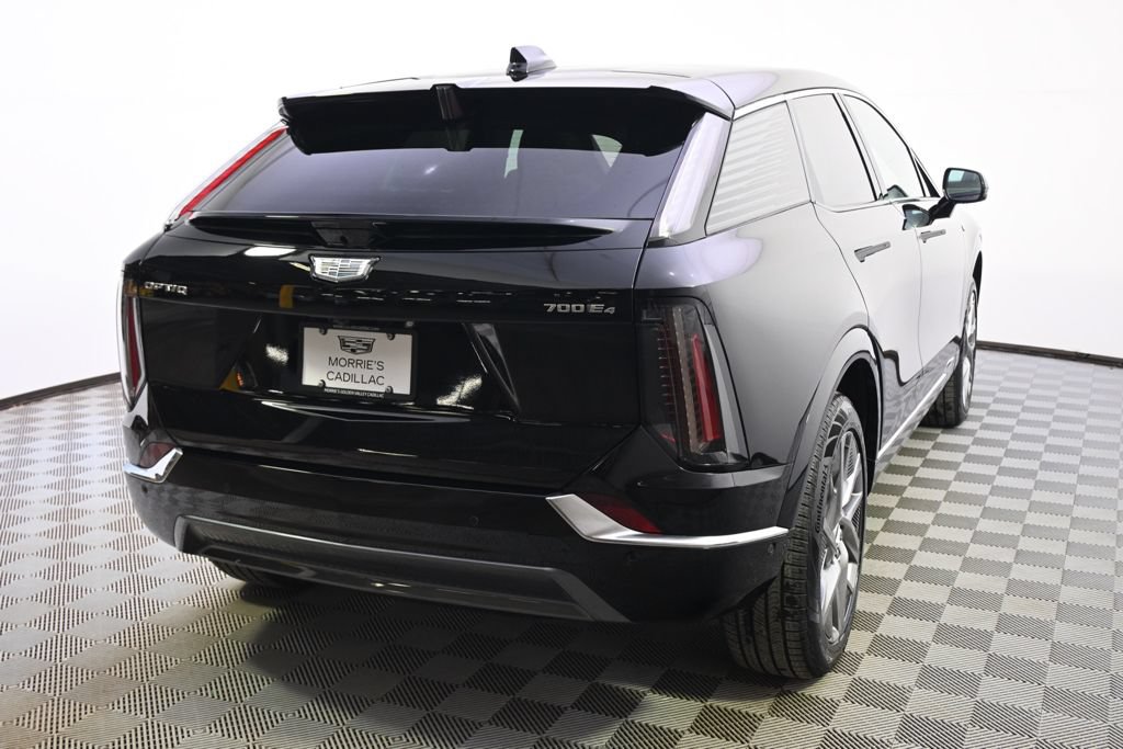 New 2026 Cadillac Optiq Luxury 1 w/ LPO, Floor Liner Package AWD/4WD image 6