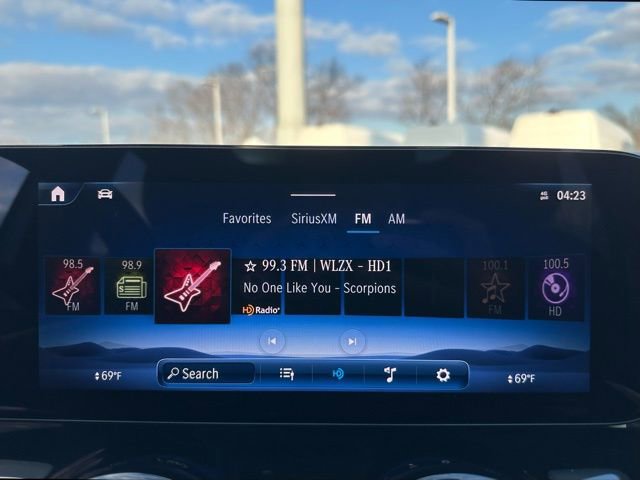 Used 2024 Mercedes-Benz GLA 250 4MATIC image 21