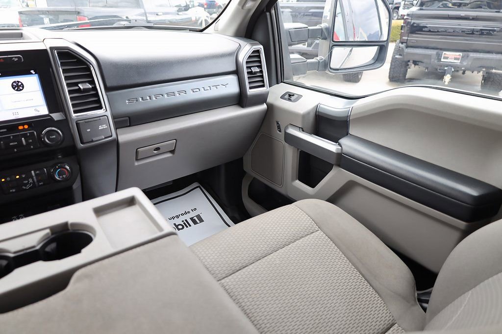 Used 2017 Ford F250 XLT w/ XLT Premium Package AWD/4WD image 20