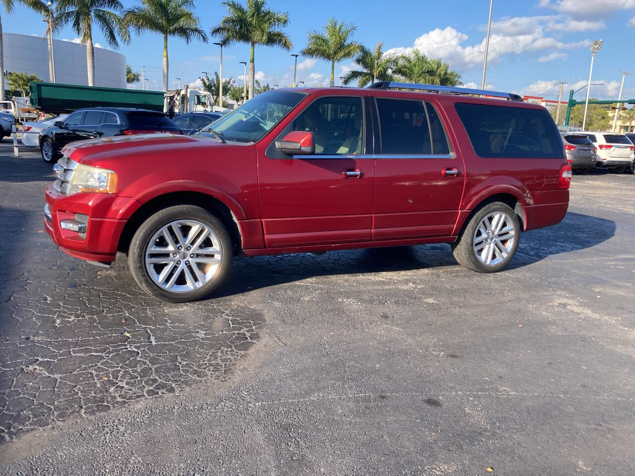 Used 2015 Ford Expedition EL Limited w/ Equipment Group 301A image 2