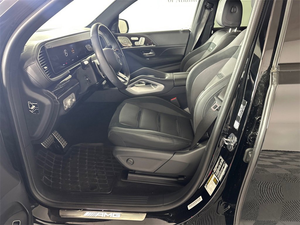 Certified 2025 Mercedes-Benz GLE 53 AMG 4MATIC image 3