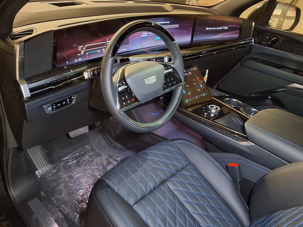 New 2026 Cadillac Escalade IQL Luxury AWD/4WD image 14