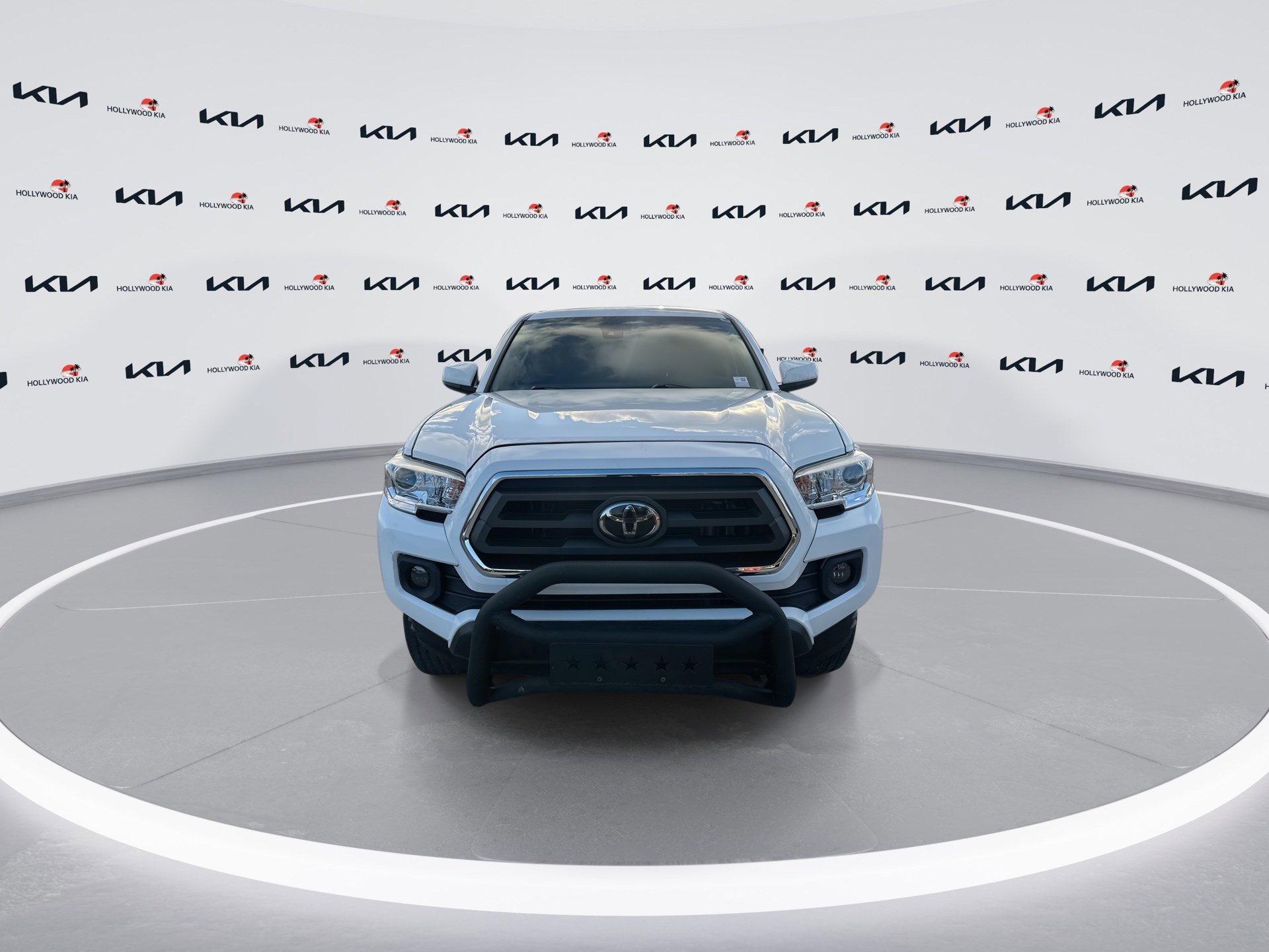 Used 2021 Toyota Tacoma SR w/ SR Convenience Package RWD image 3
