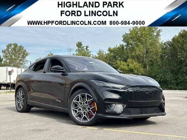 New 2025 Ford Mustang Mach-E GT video 1