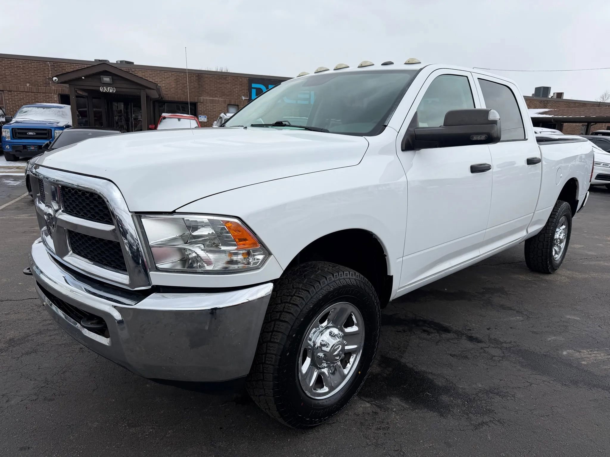 Used 2017 RAM 3500 Tradesman w/ Chrome Appearance Group image 7