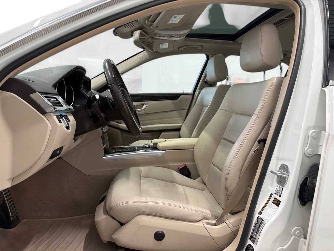 Used 2016 Mercedes-Benz E 350 4MATIC Sedan image 9