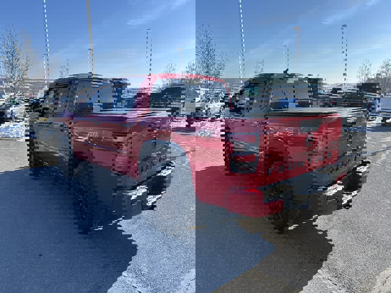 Used 2024 Nissan Frontier PRO-4X w/ Off-Road Protection Package image 5