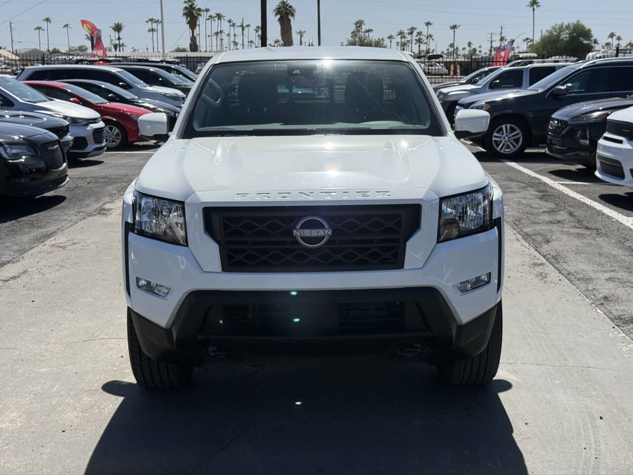 Used 2024 Nissan Frontier SV w/ SV Convenience Package image 14