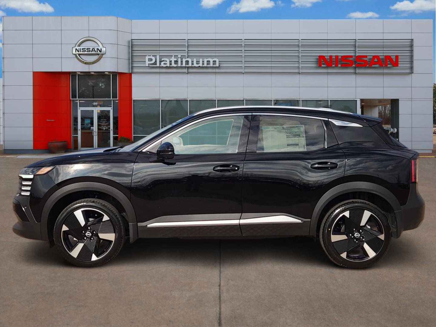 New 2026 Nissan Kicks SR image 3