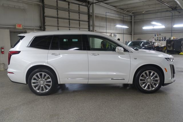 Used 2023 Cadillac XT6 Premium Luxury w/ Technology Package FWD image 8