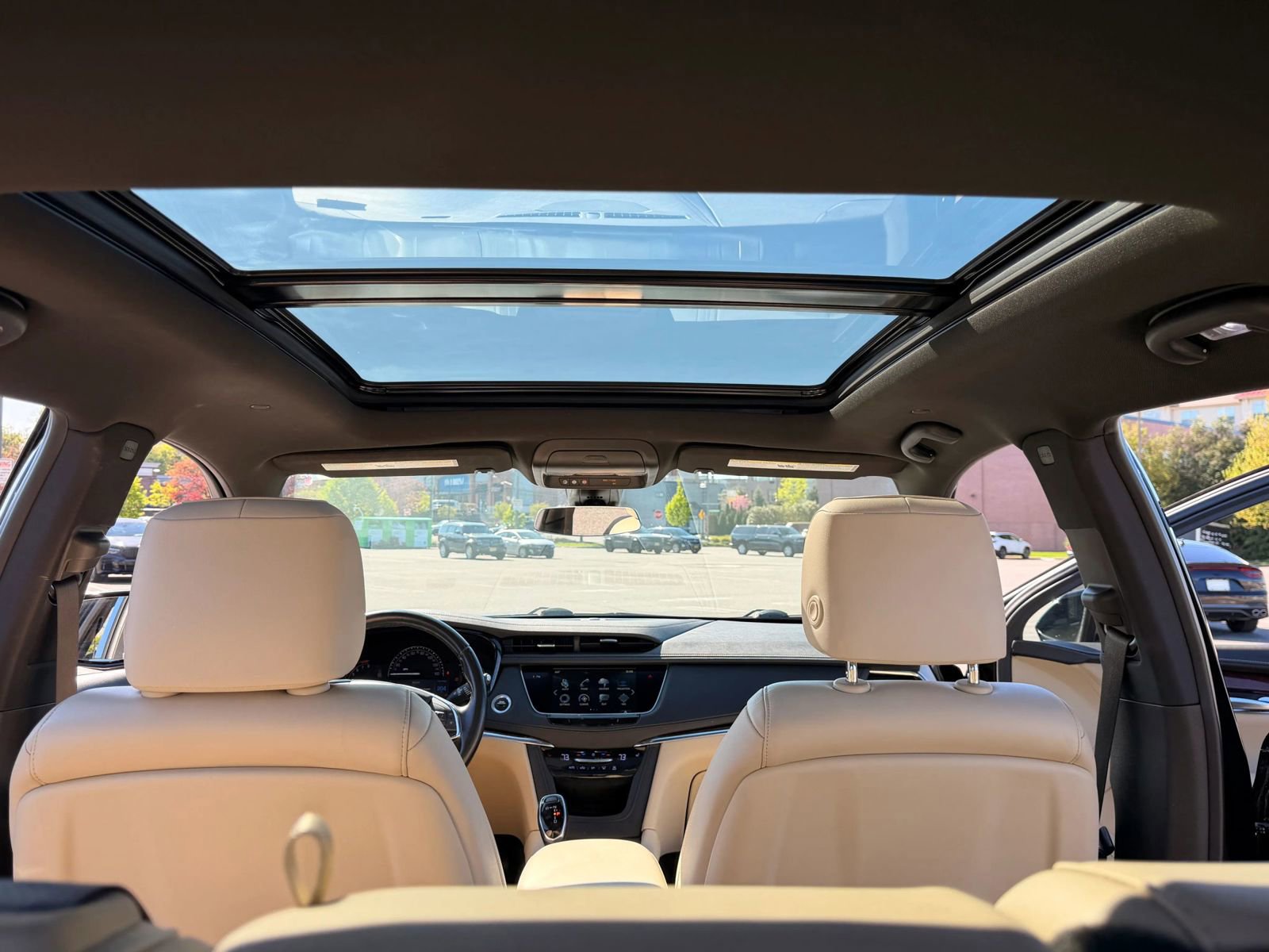 Used 2019 Cadillac XT5 Luxury image 37