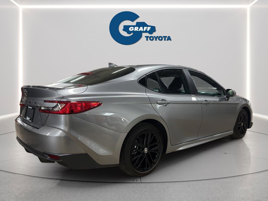 Used 2025 Toyota Camry SE FWD image 8