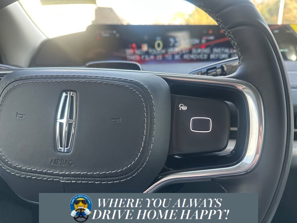 New 2026 Lincoln Navigator L Premier image 12