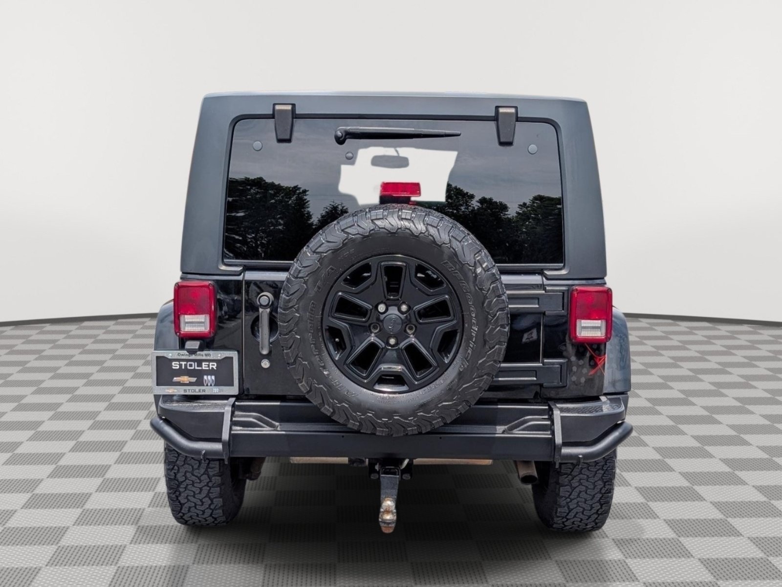 Used 2016 Jeep Wrangler Unlimited Sahara AWD/4WD image 4