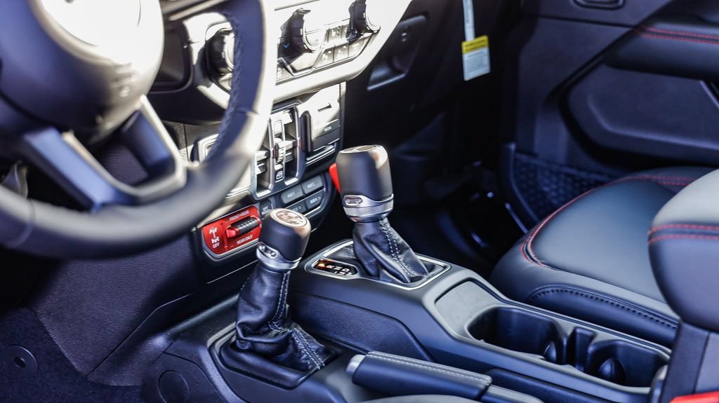 New 2026 Jeep Gladiator Rubicon AWD/4WD image 24
