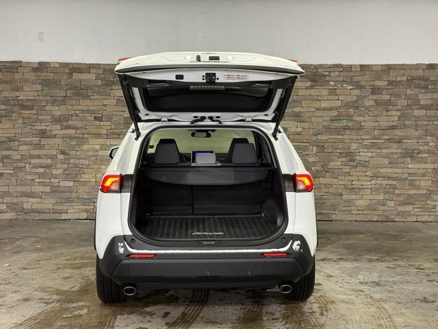 Used 2025 Toyota RAV4 XLE w/ Convenience Package image 8