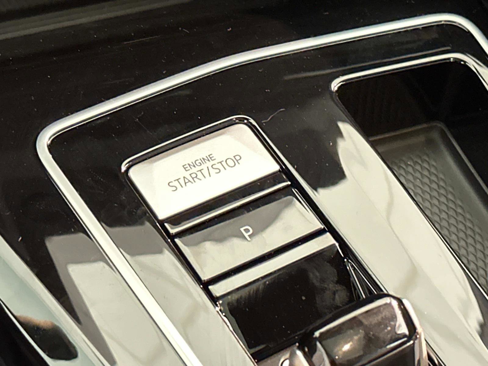 New 2025 Volkswagen GTI SE image 28