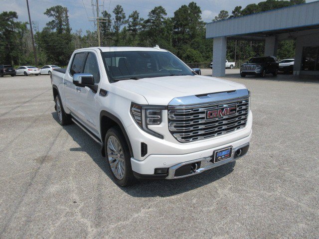 Used 2022 GMC Sierra 1500 Denali w/ Technology Package image 4