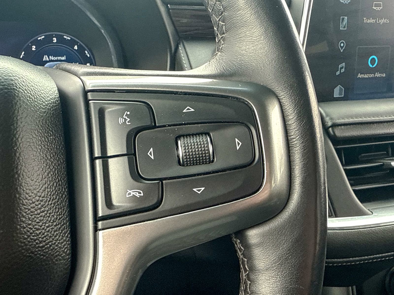 Certified 2022 Chevrolet Suburban LT w/ Luxury Package image 47