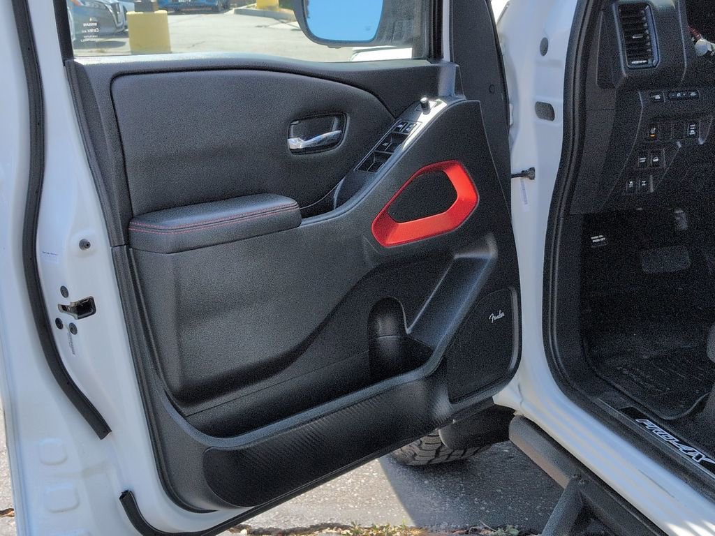Used 2023 Nissan Frontier PRO-4X w/ Pro Convenience Package image 25
