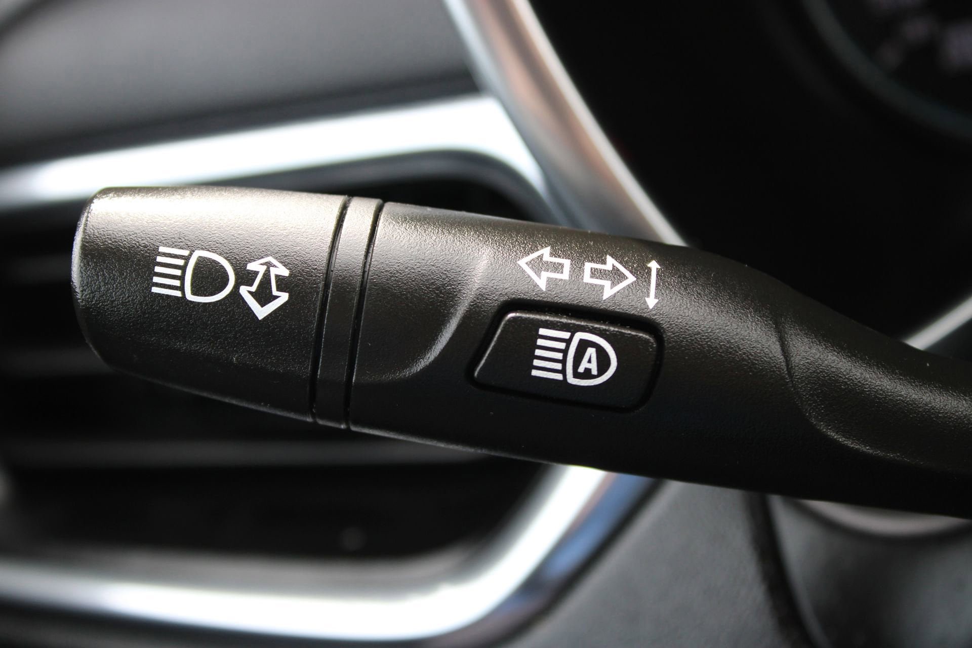 Used 2022 Chevrolet Equinox LT FWD image 30