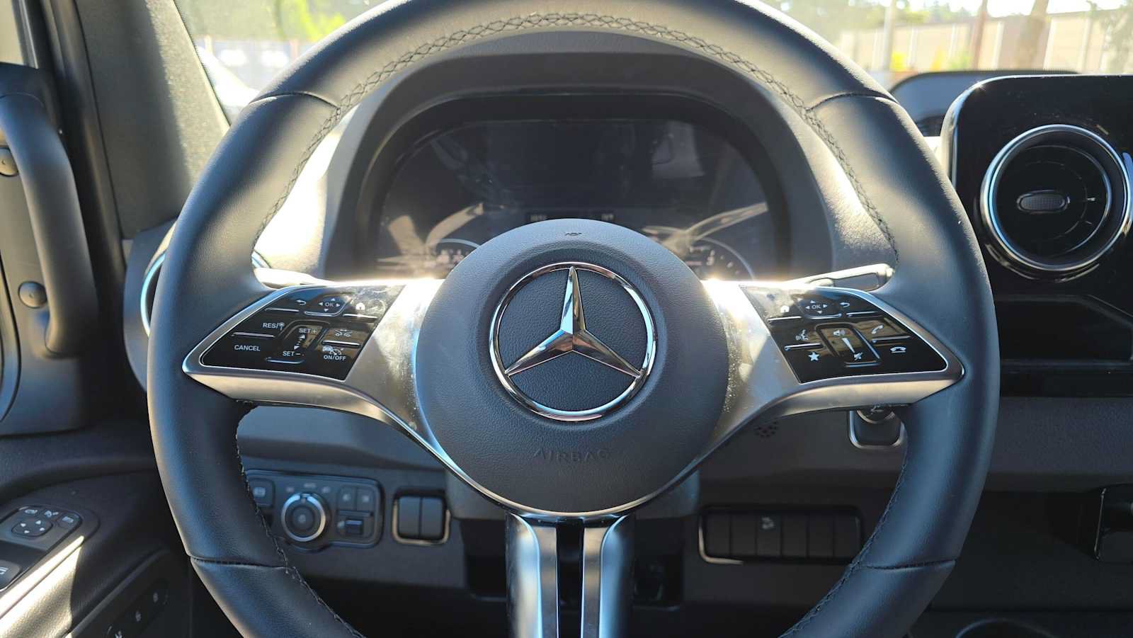 Used 2026 Mercedes-Benz Sprinter 2500 image 27