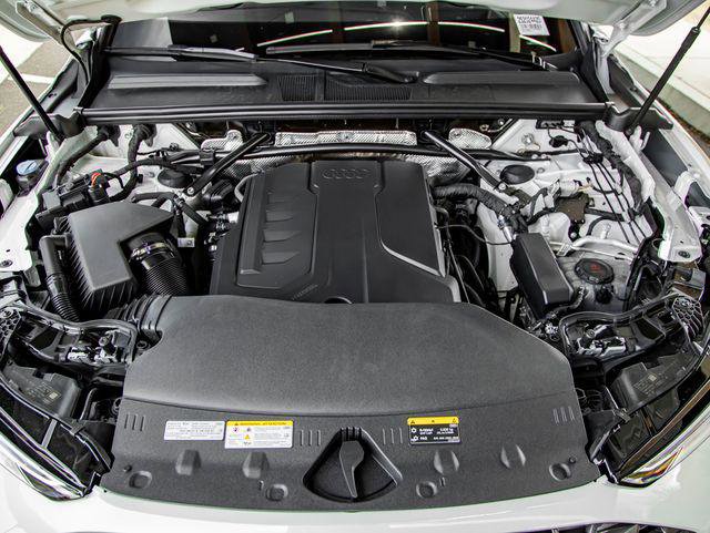 Certified 2025 Audi Q5 Premium Plus w/ Premium Plus image 30