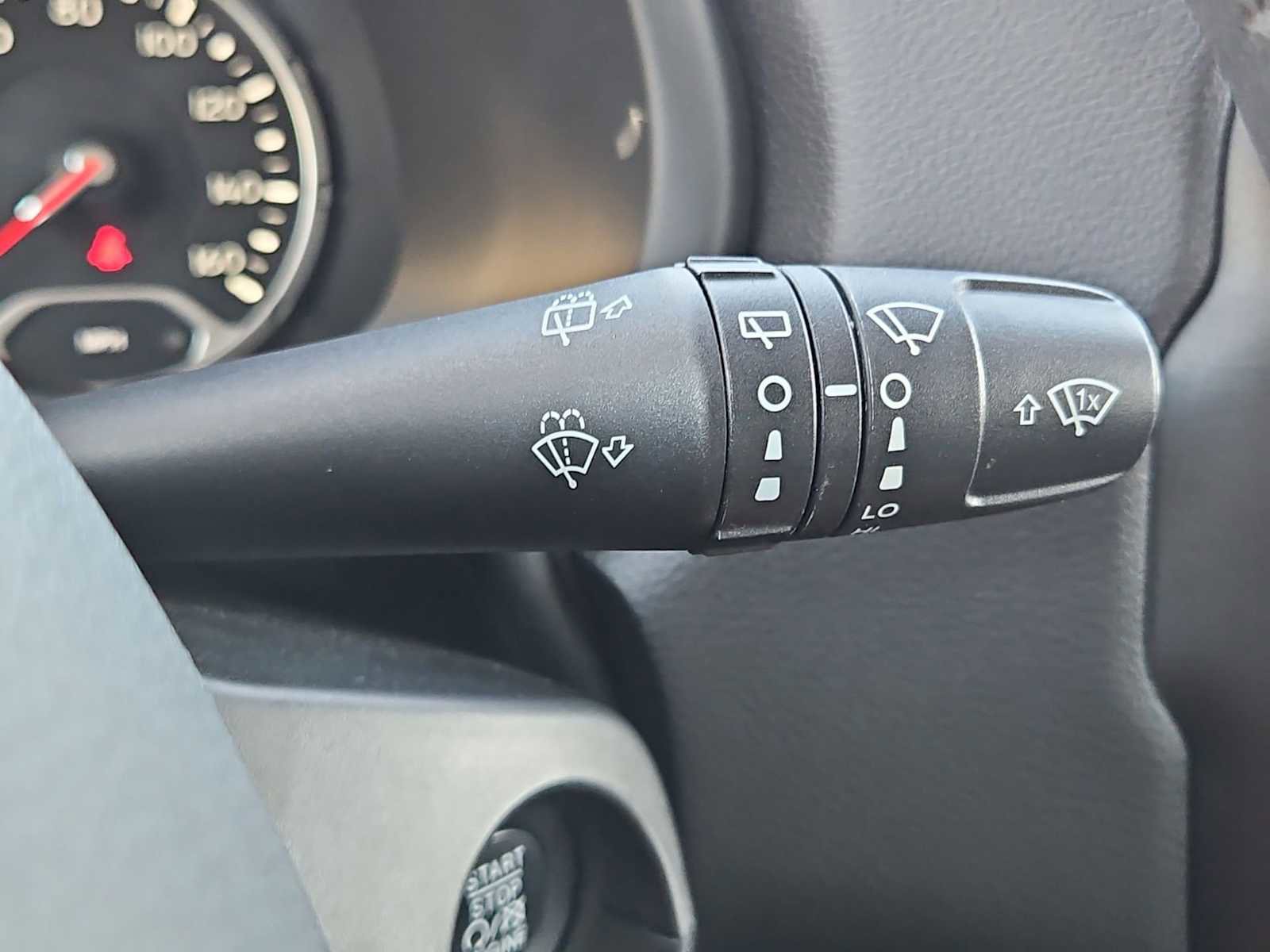 Used 2022 Jeep Renegade Latitude image 39