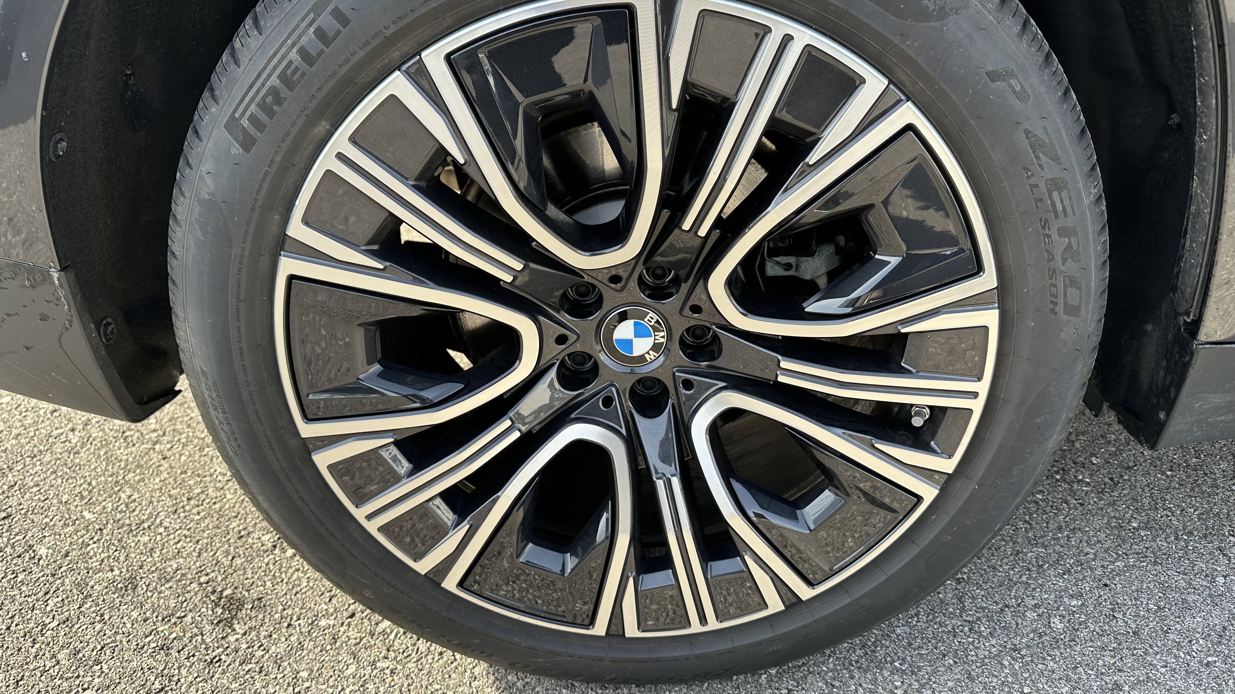 Used 2025 BMW X3 xDrive30i image 14