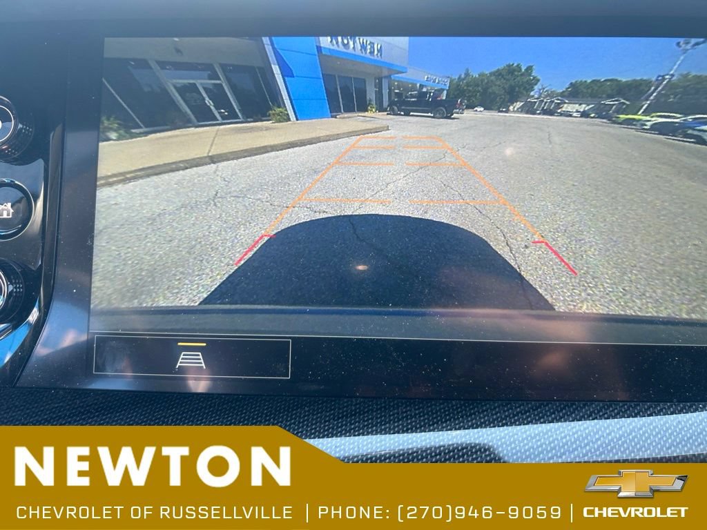 Used 2023 Buick Envision Essence FWD image 6