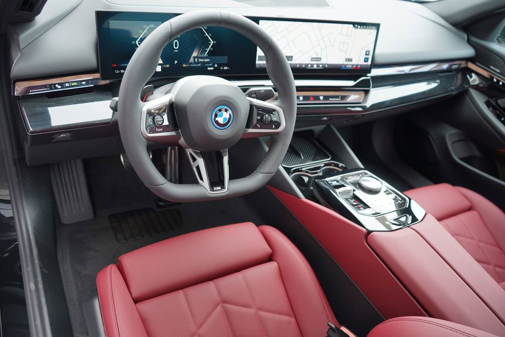 New 2026 BMW i5 eDrive40 w/ M Sport Package image 12