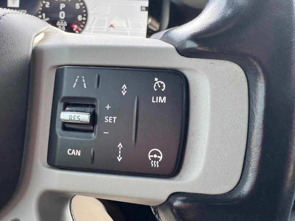 Used 2022 Land Rover Defender 110 X-Dynamic HSE image 19