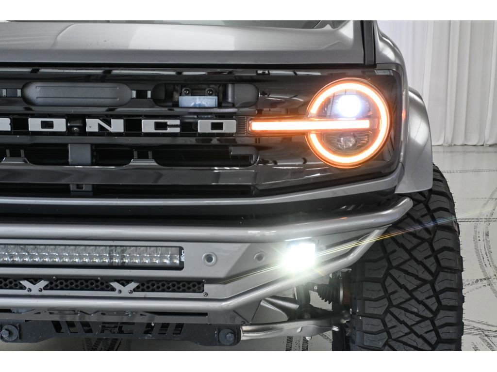 Used 2024 Ford Bronco Outer Banks AWD/4WD image 30