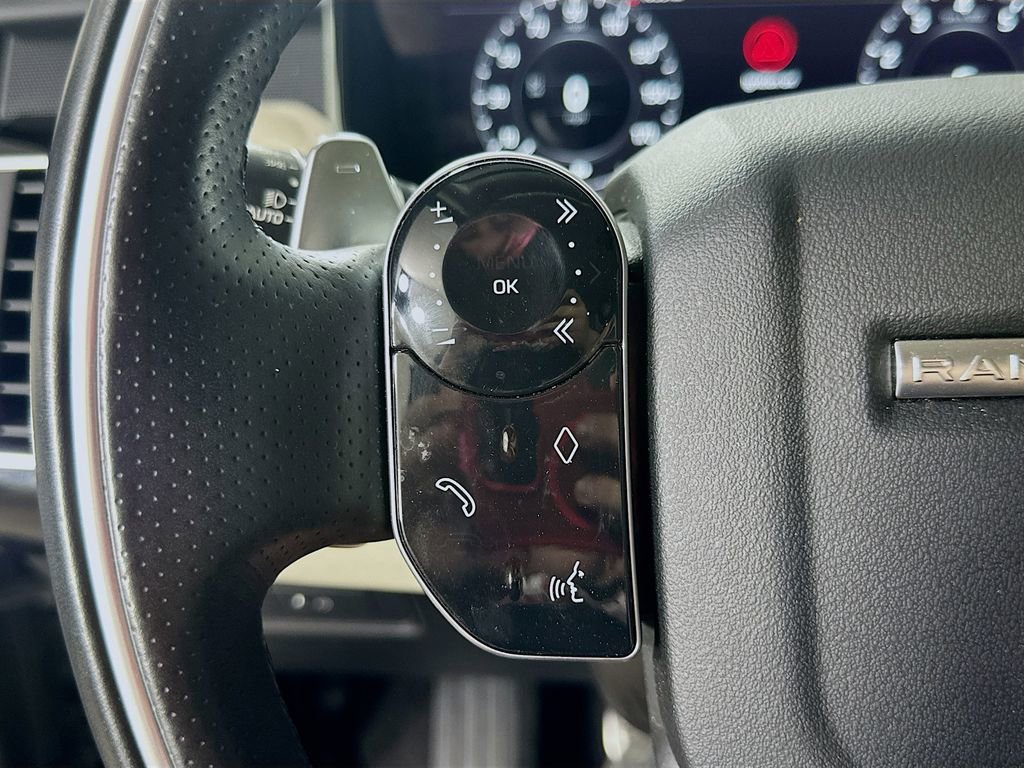 Used 2020 Land Rover Range Rover Sport HSE Dynamic image 22