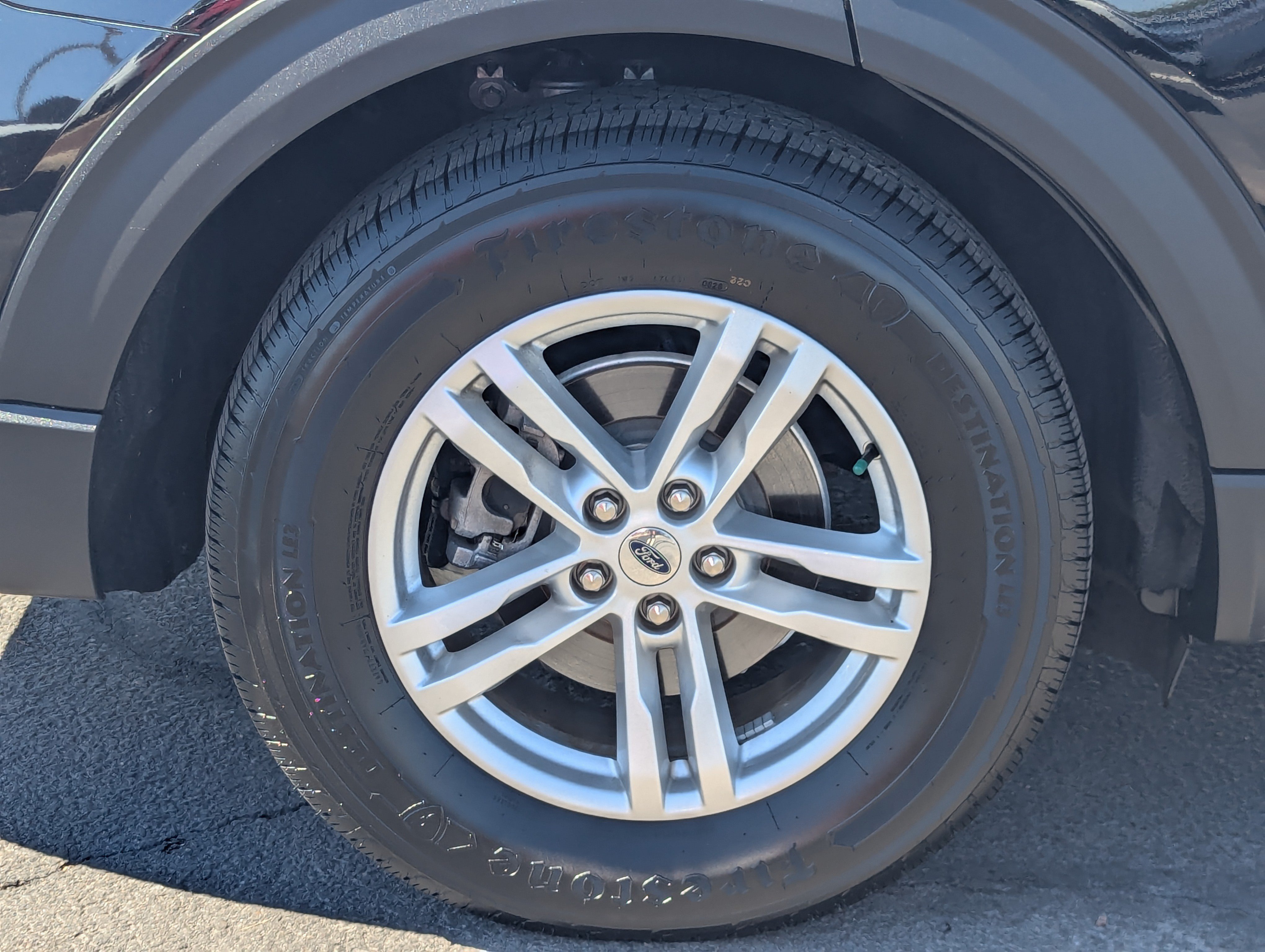 Used 2020 Ford Explorer XLT RWD image 9