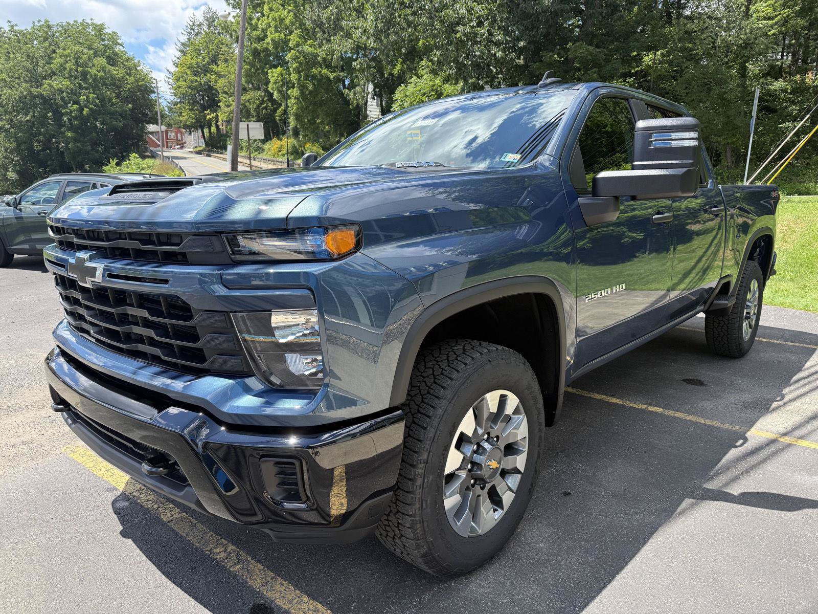New 2026 Chevrolet Silverado 2500 Custom AWD/4WD image 3