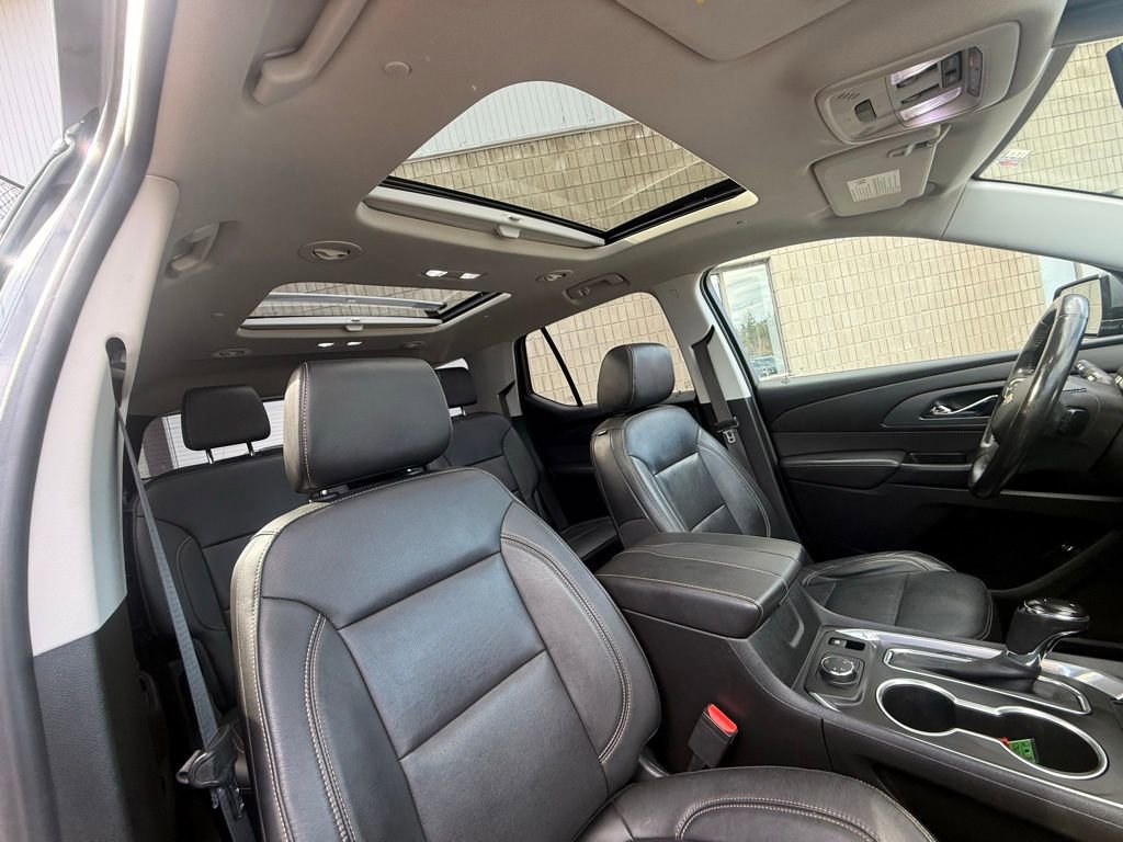 Used 2019 Chevrolet Traverse Premier w/ LPO, Floor Liner Package AWD/4WD image 22