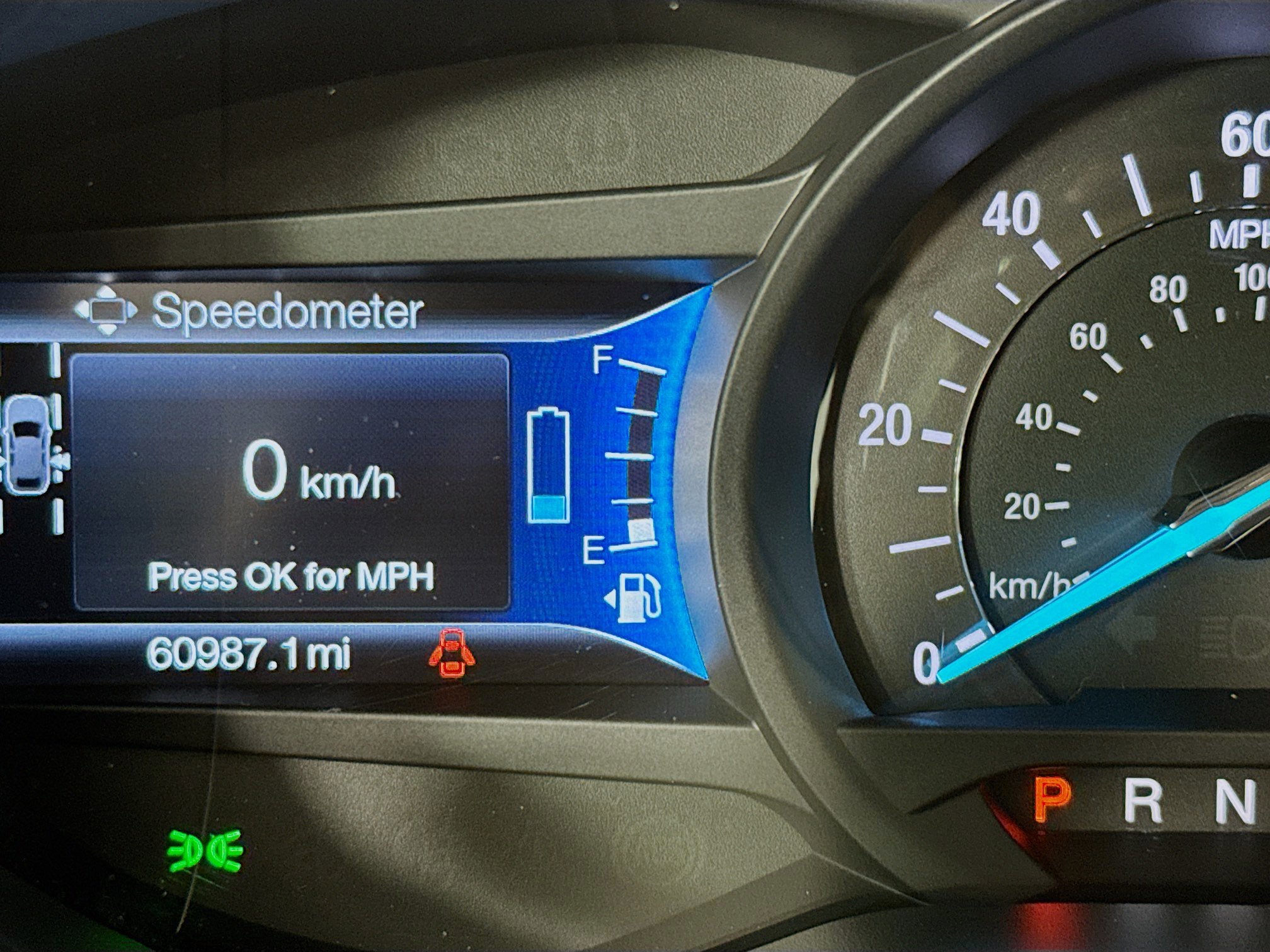 Used 2019 Ford Fusion SE FWD image 15