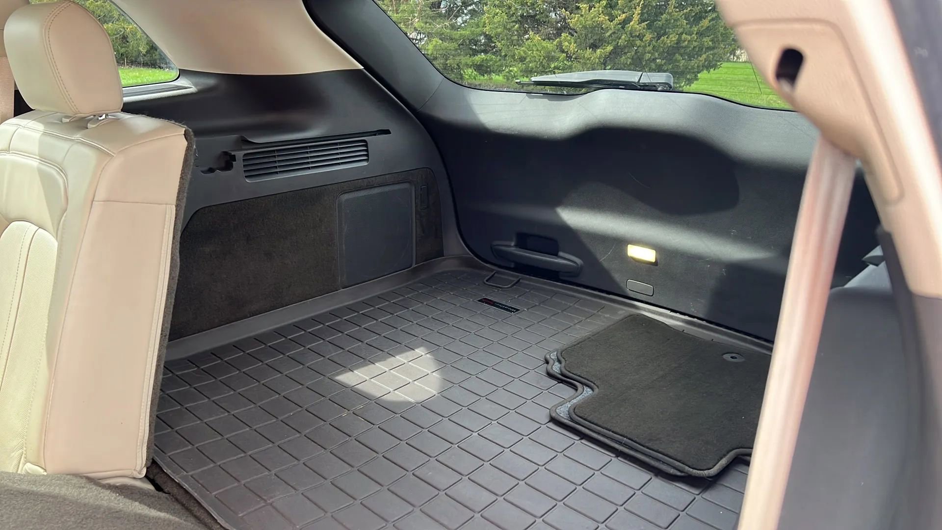 Used 2016 Lincoln MKX Reserve w/ Technology Package image 14