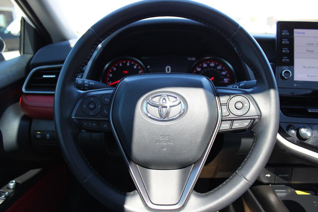 Used 2023 Toyota Camry XSE FWD image 15