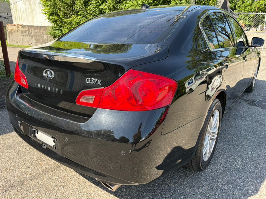 Used 2012 INFINITI G37 x Sedan w/ Premium Pkg AWD/4WD image 9