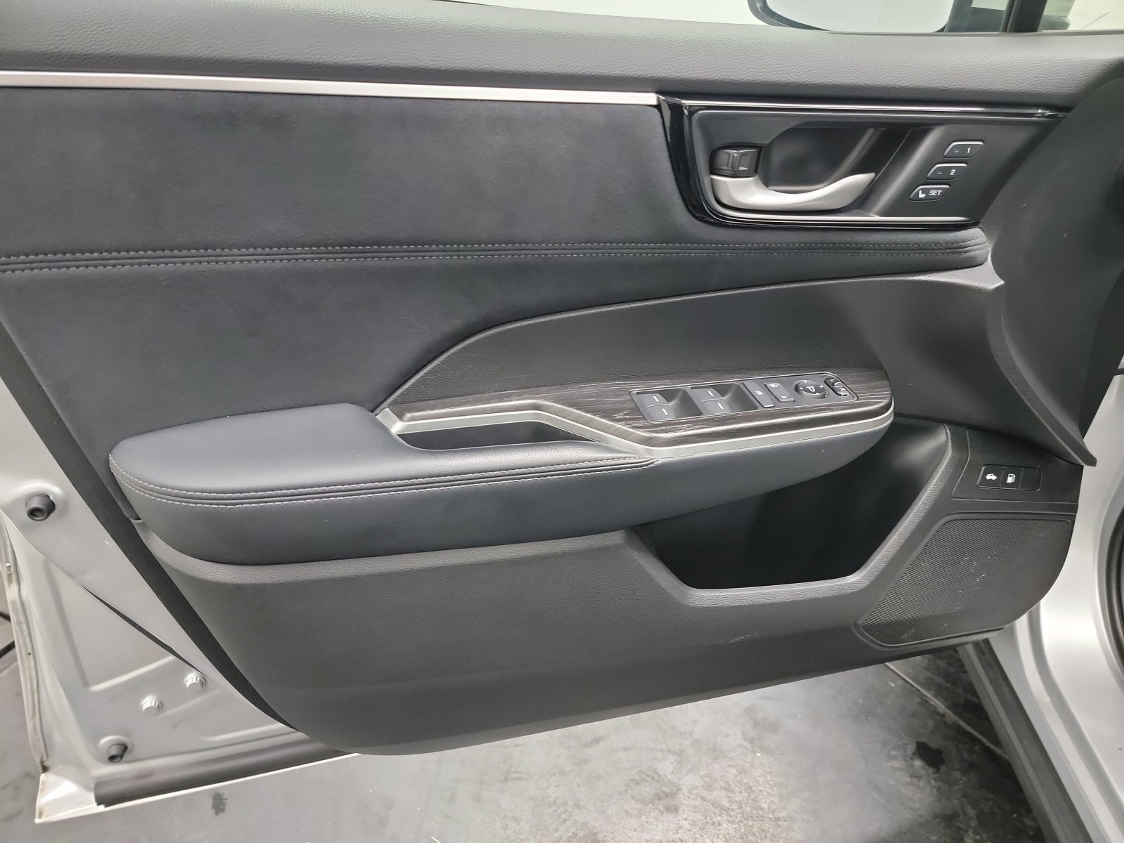 Used 2021 Honda Clarity Touring image 13