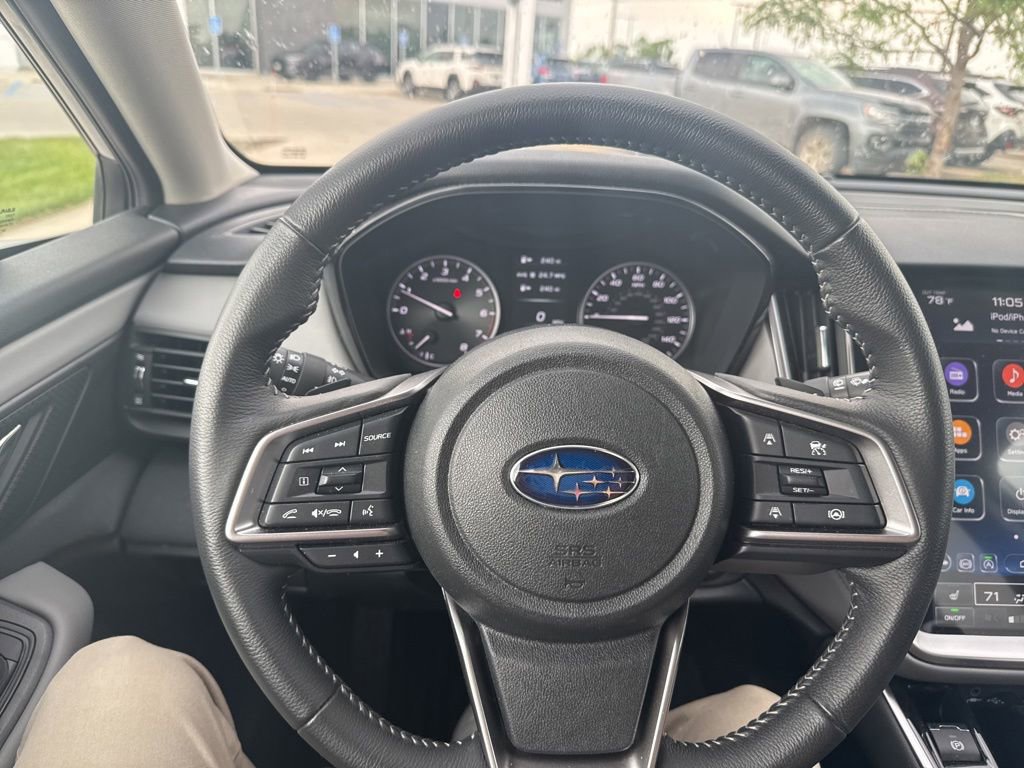 Used 2025 Subaru Outback Premium w/ Popular Package #1A AWD/4WD image 14