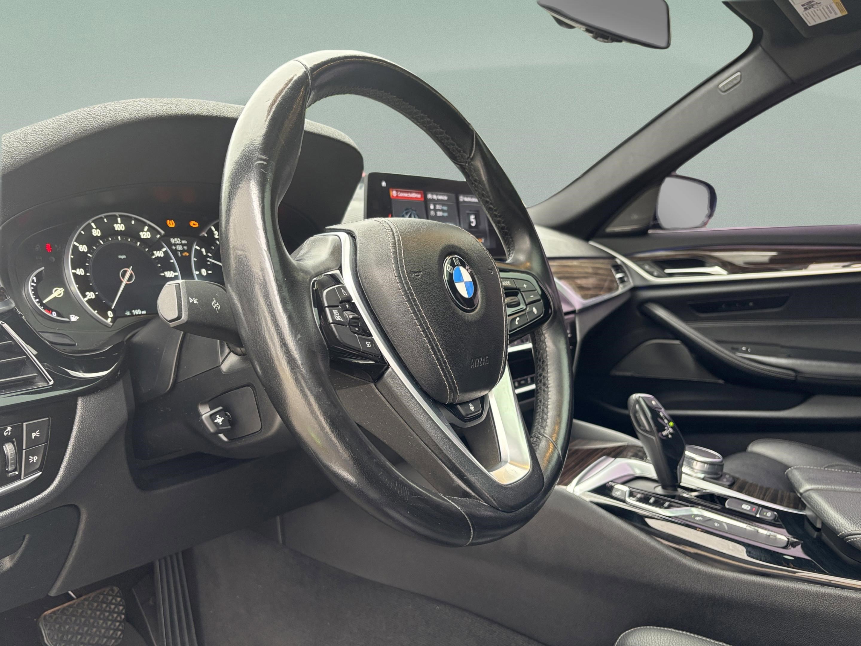 Used 2017 BMW 530i xDrive AWD/4WD image 24