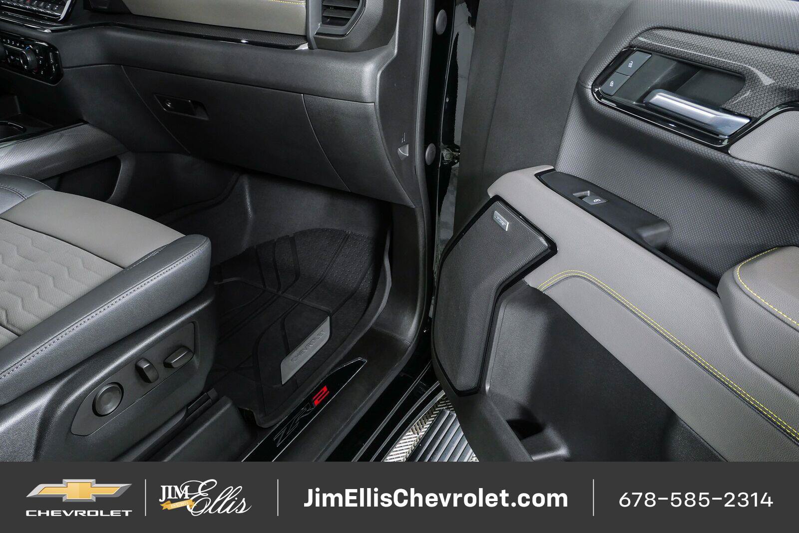 Certified 2022 Chevrolet Silverado 1500 ZR2 w/ Technology Package AWD/4WD image 24